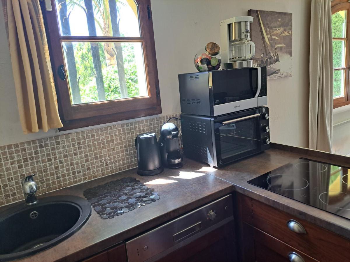 Rez De Jardin Villa Presqu'Ile De Giens Hyères Dış mekan fotoğraf